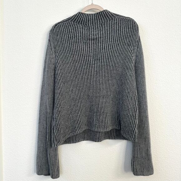 Banana Republic Ribbed Merino Wool Sweater Gray Mock Neck Minimalist Cozy Size S - Picture 5 of 6